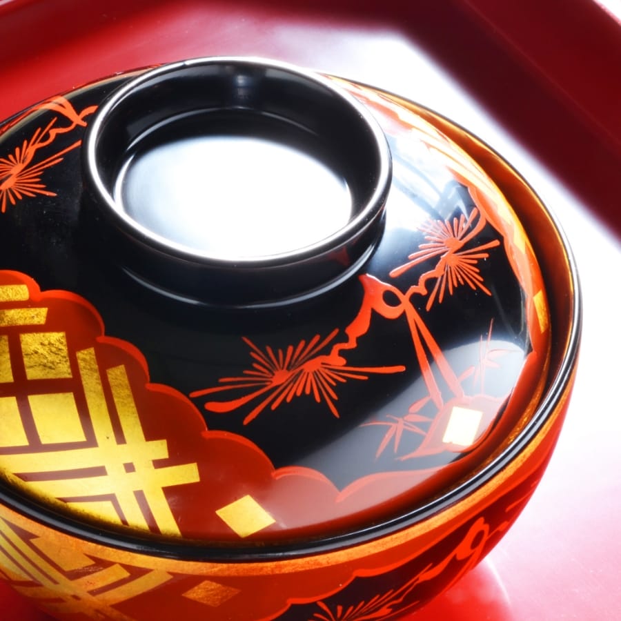 Urushi - tradition and profound beauty-